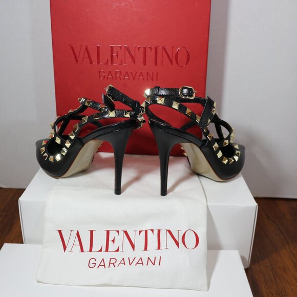 Valentino Garavani Rockstud Ankle Strap Pump - Picture 3 of 3
